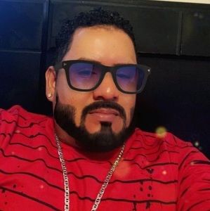 Meet your Posher, Josue